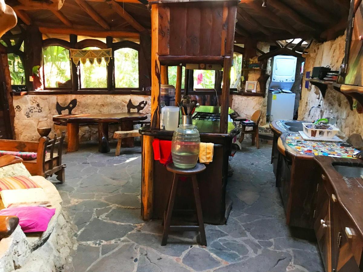 Portal Xibalba Hotel Плая дел Кармен Екстериор снимка